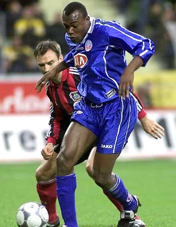 中二者都受 中二者都受